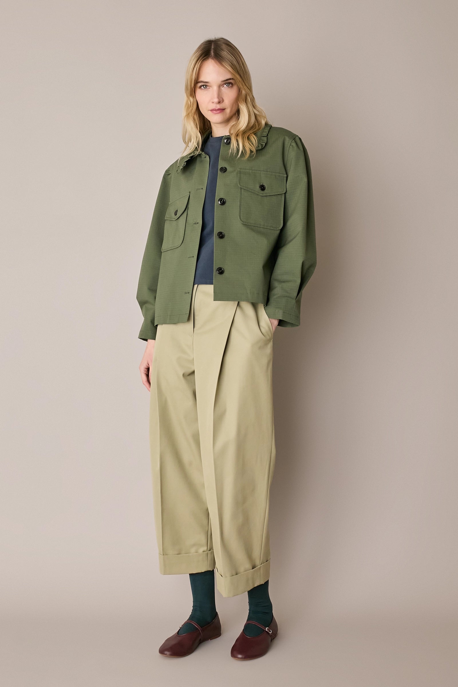 Giacca in cotone ripstop con colletto volant