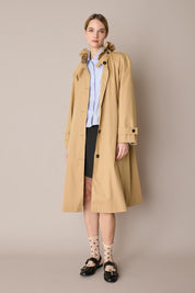 Trench con colletto volant