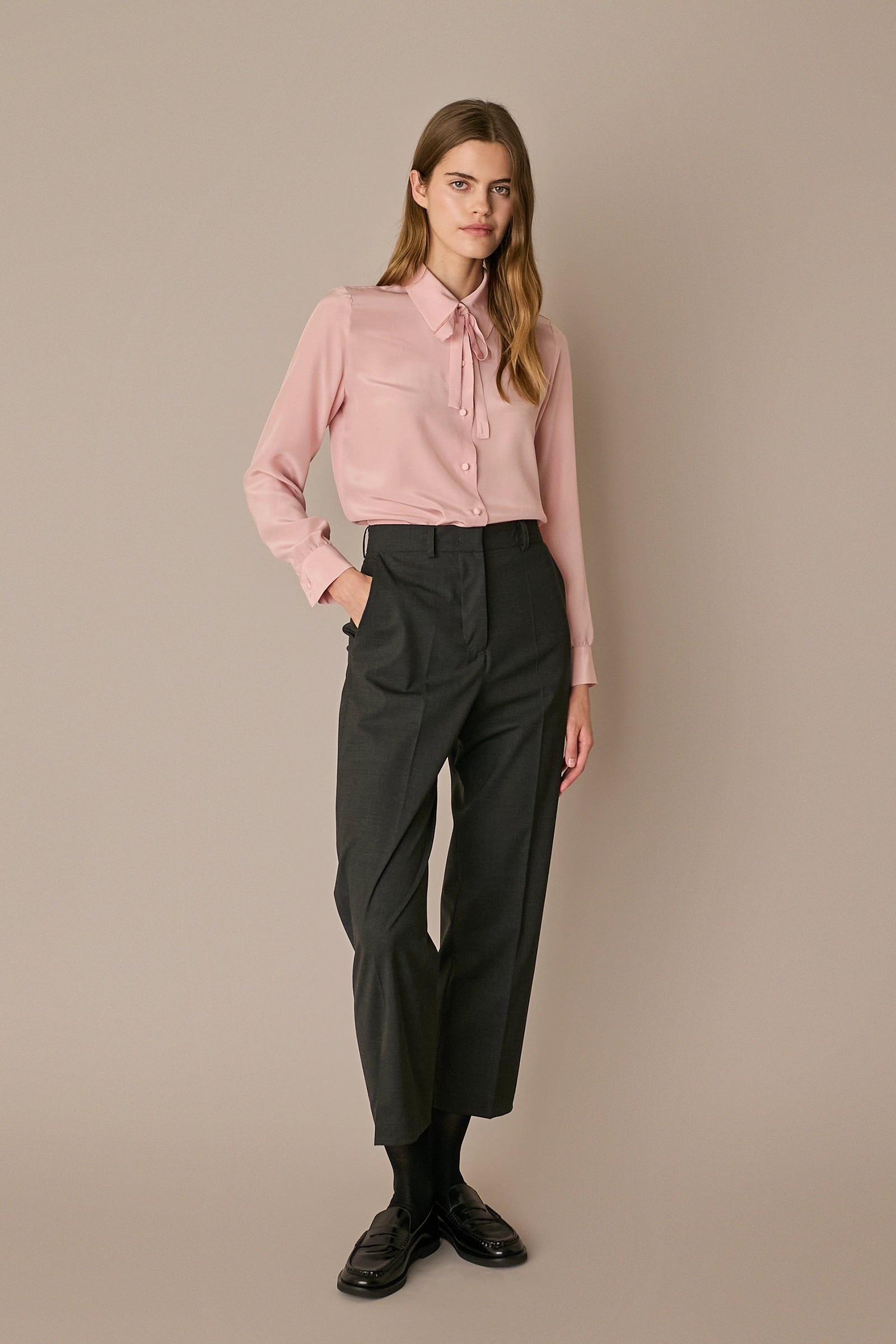 Camicia in seta con fiocco rosa, in seta, vestibilità regolare