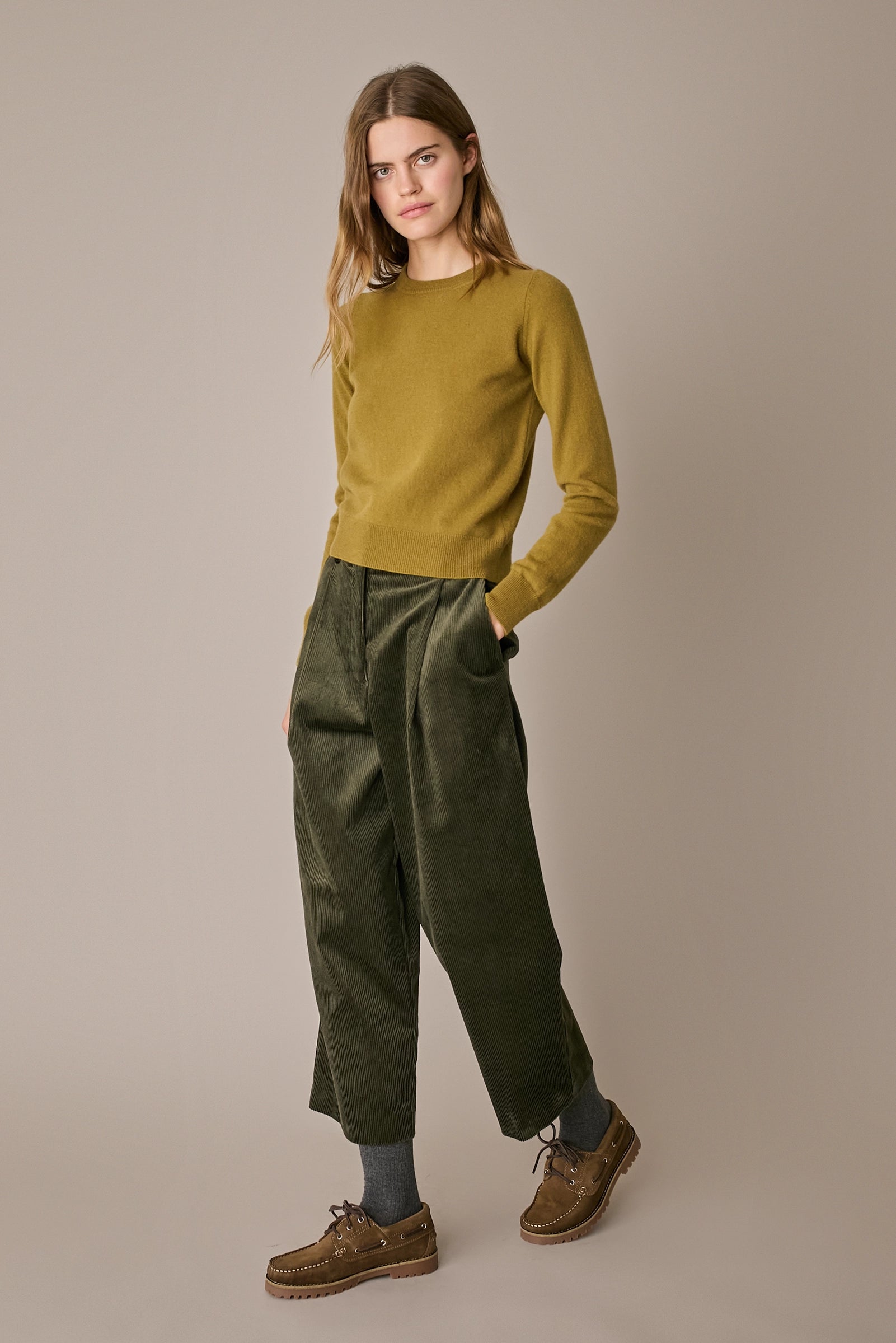 Pantaloni wide-leg in velluto a coste
