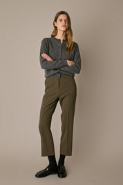 Pantaloni in lana elasticizzata con piega verde bosco con vestibilità regolare