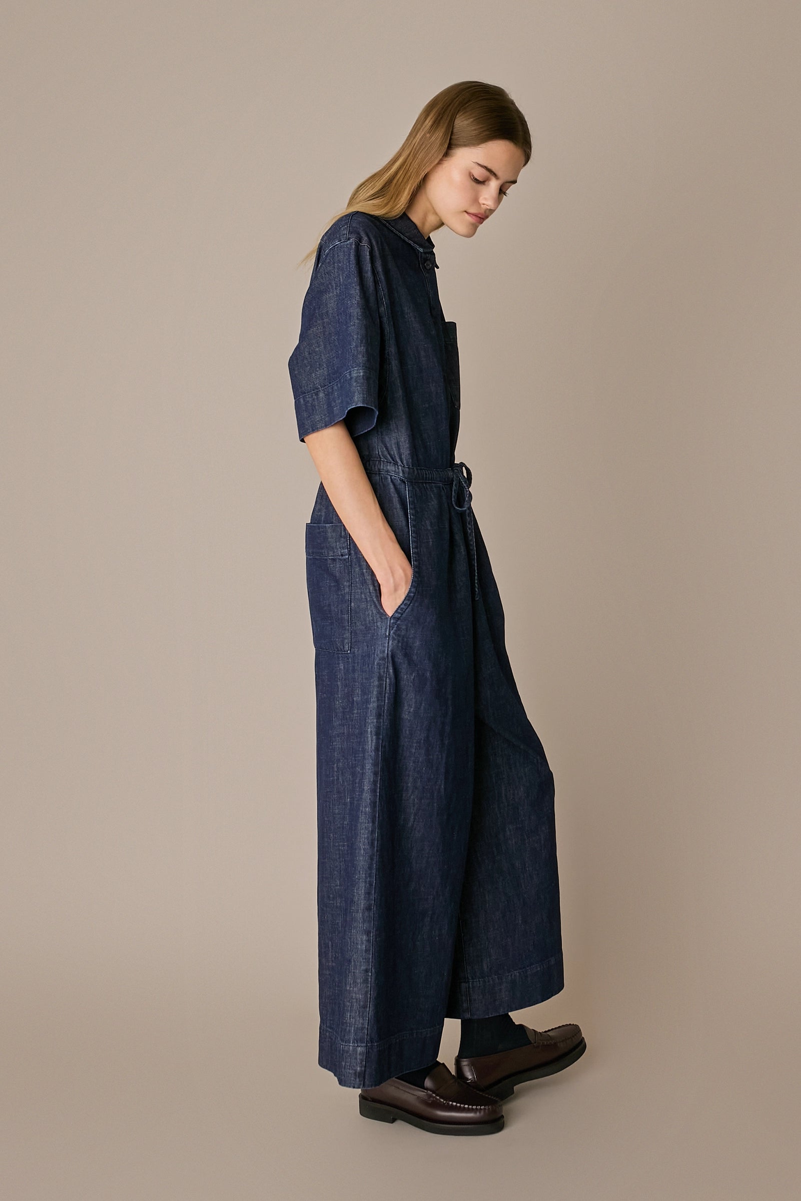 Tuta in denim leggero – Everyday Wear blu denim, con coulisse regolabile in vita