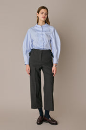 Camicia in cotone con maniche scultoree