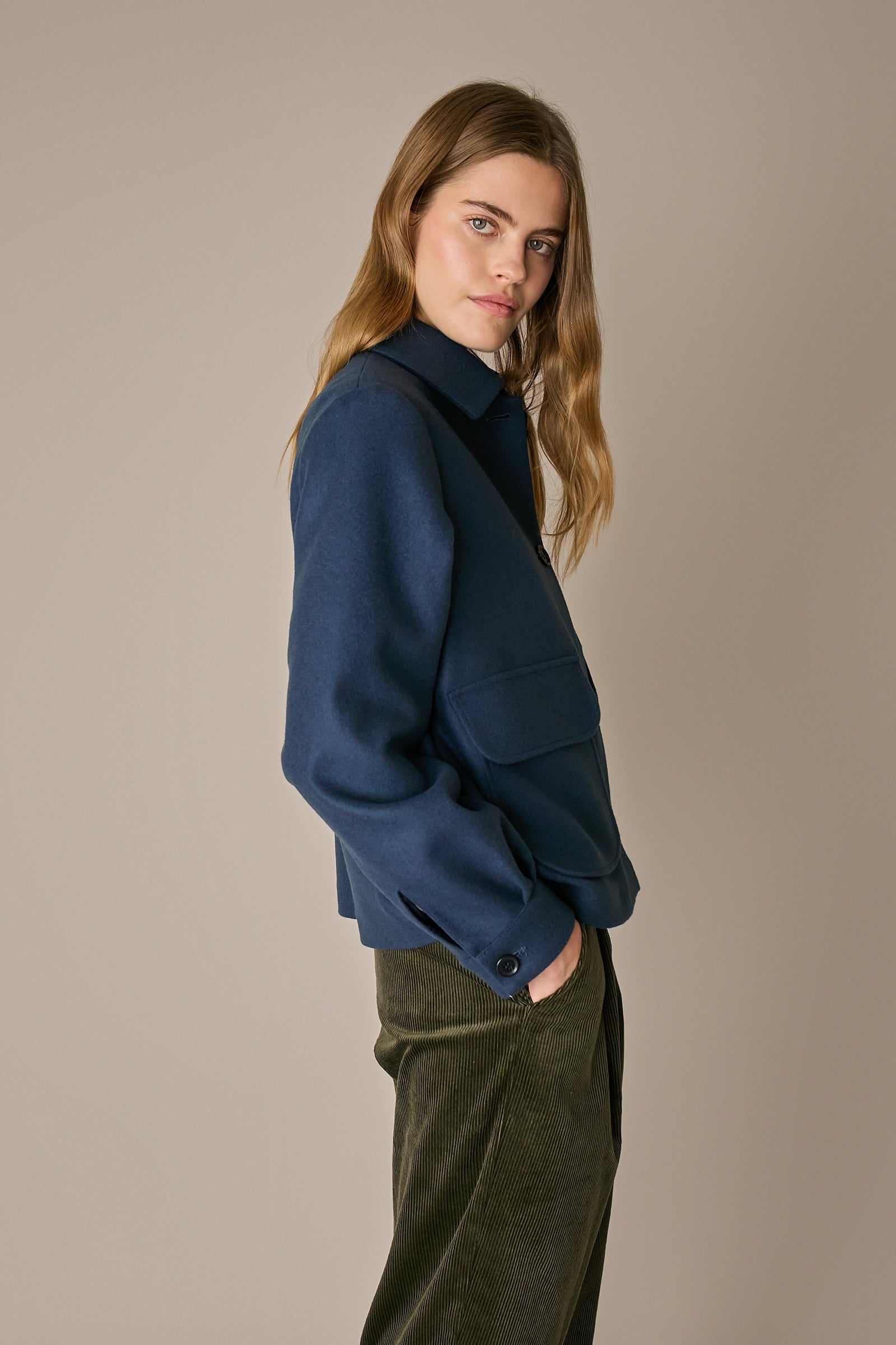 Giacca corta in lana e cashmere