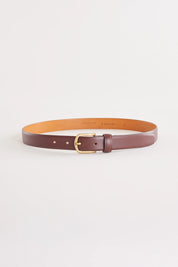 Thin rectangular buckle leather belt