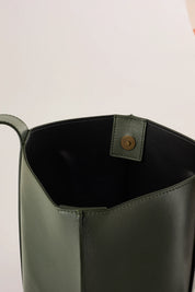Borsa a secchiello in pelle