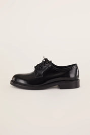Smooth leather lace-up shoes