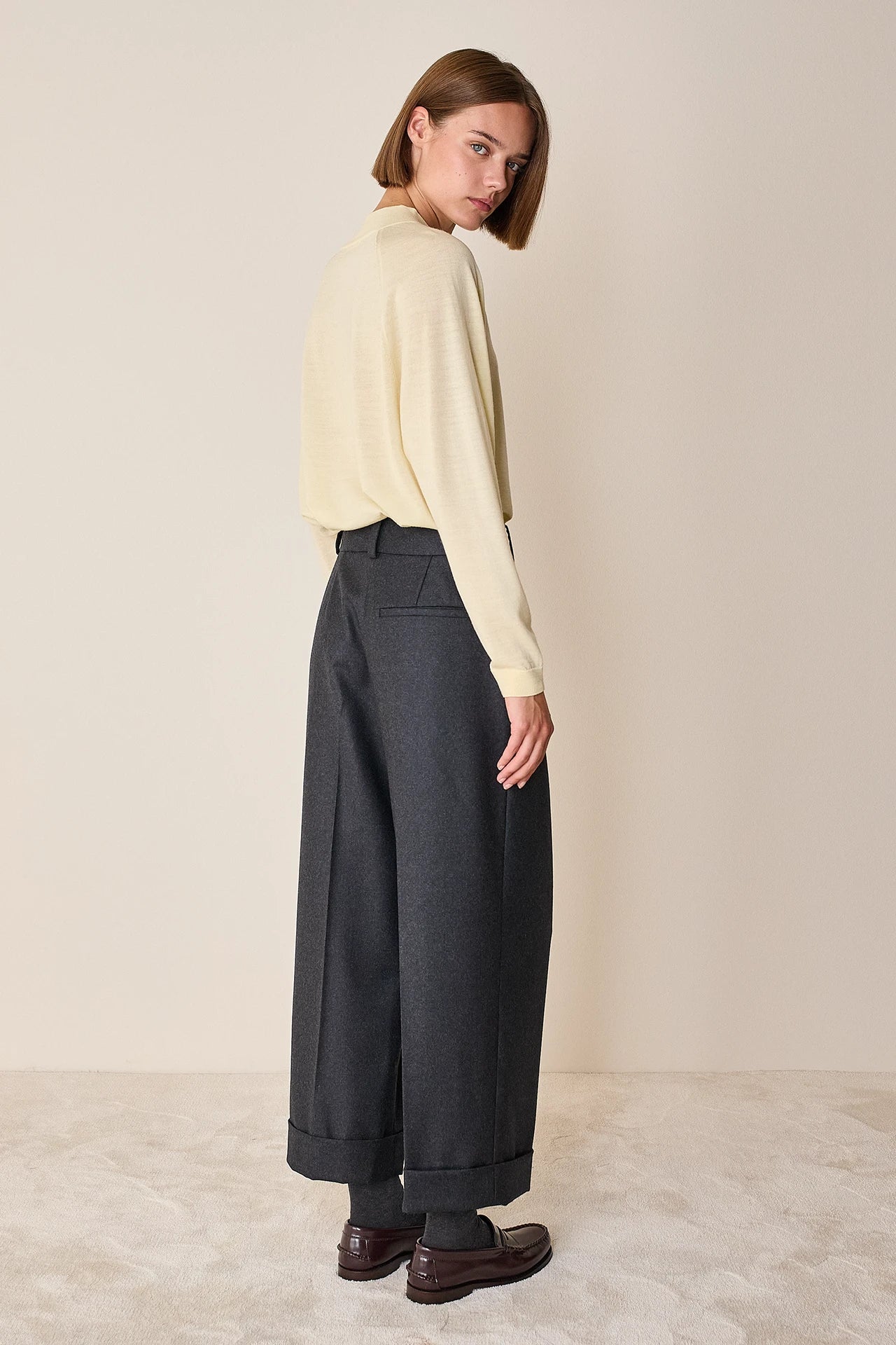 Maglia con collo alto in lana merino