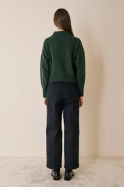 Polo in lana e cashmere con colletto smerlato