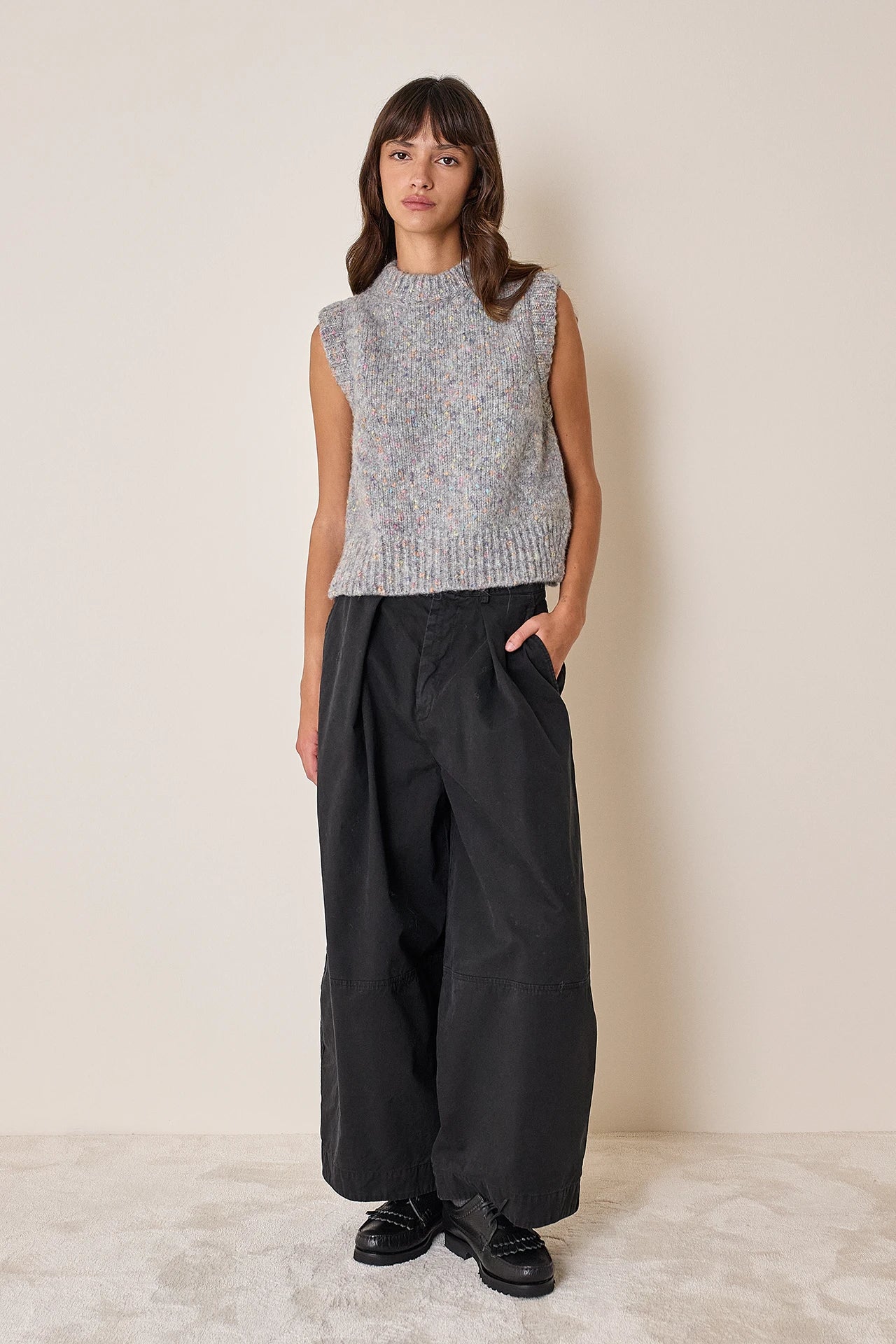 Buttoned mélange yarn vest