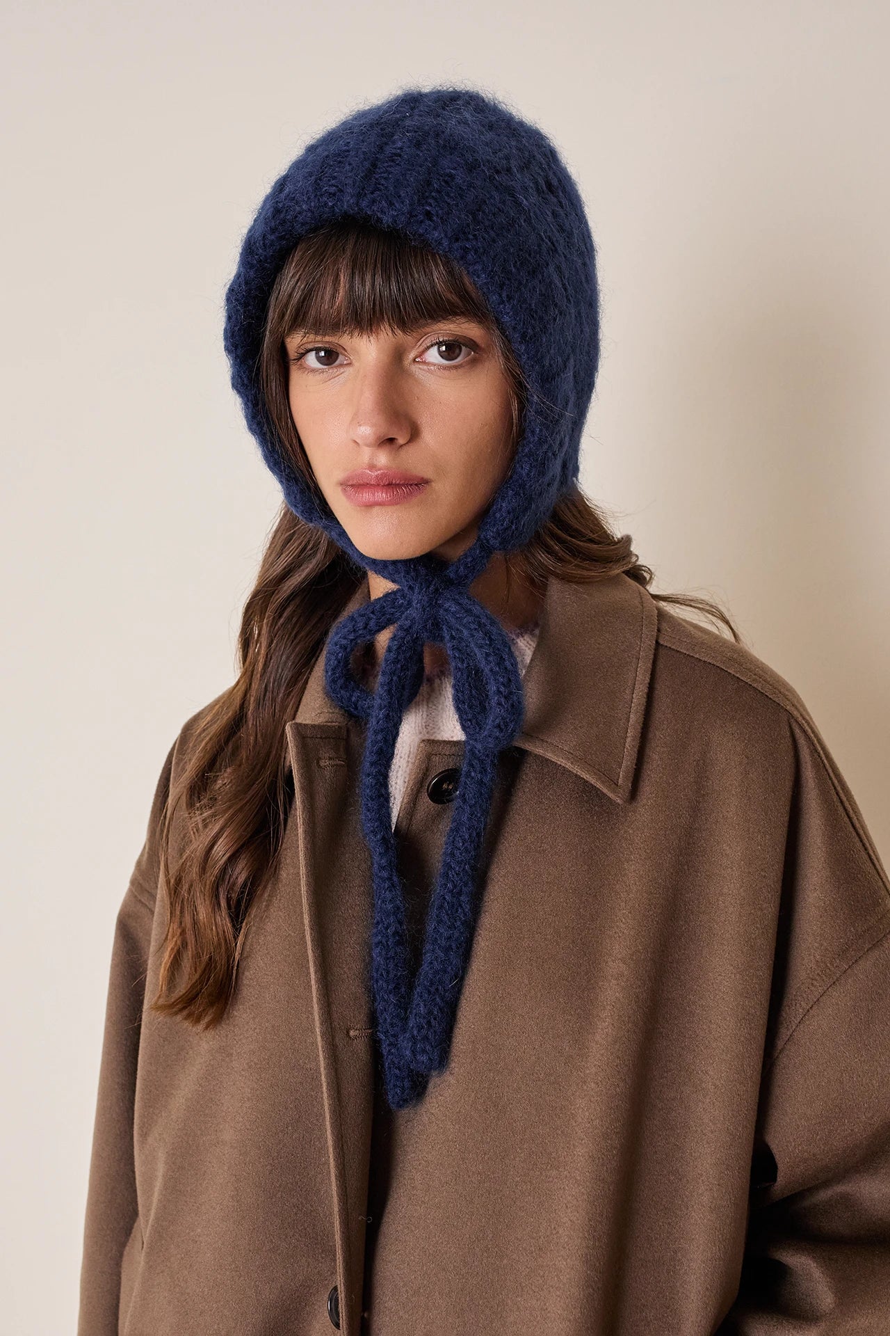 Balaclava in mohair con fiocco