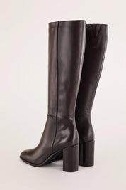 Leather high boots with 8 cm heel

