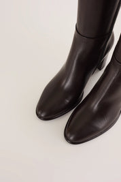 Leather high boots with 8 cm heel

