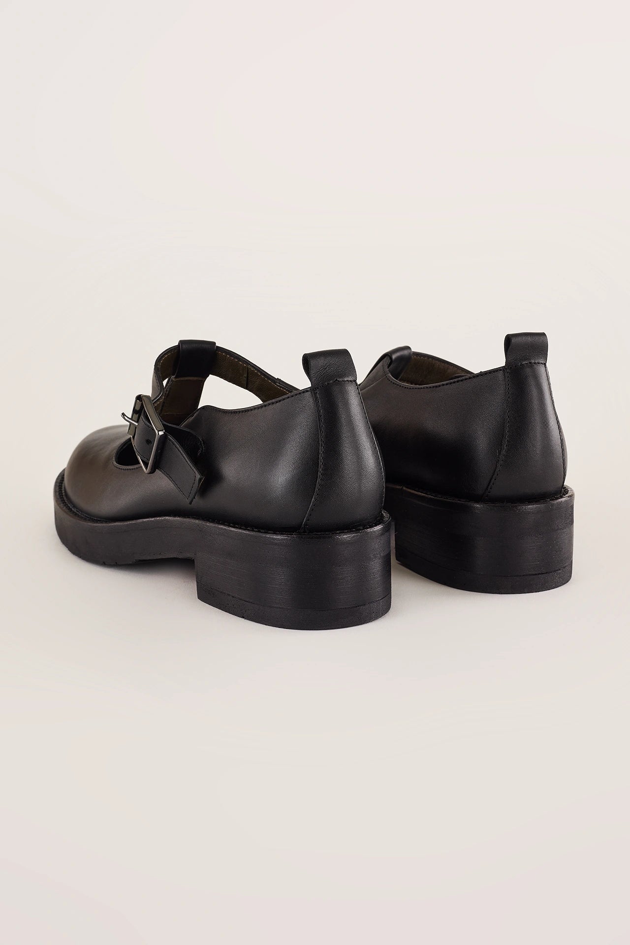 T-bar shoes with cut-out eyelets