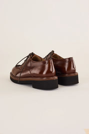Leather lace-up shoes with chunky sole