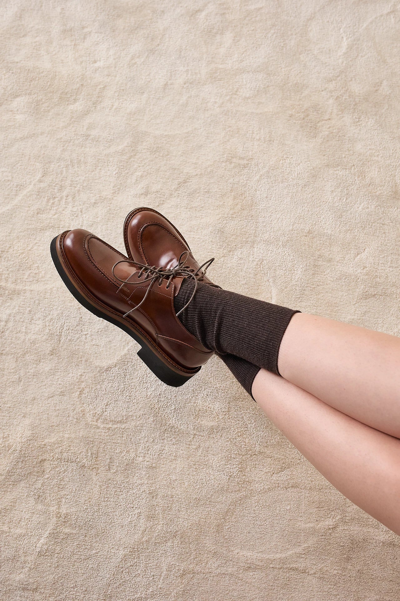 Leather lace-up shoes with chunky sole
