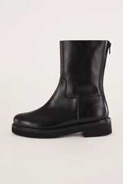 Leather boots with chunky sole