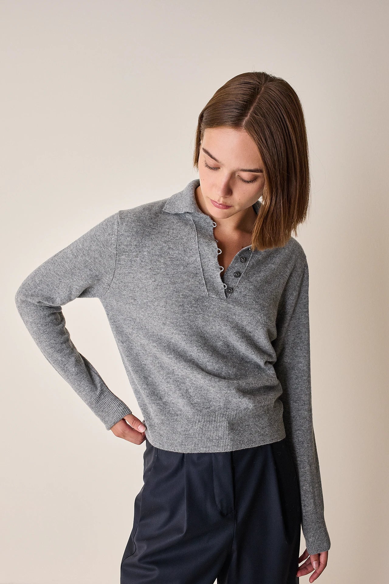 Thin polo sweater