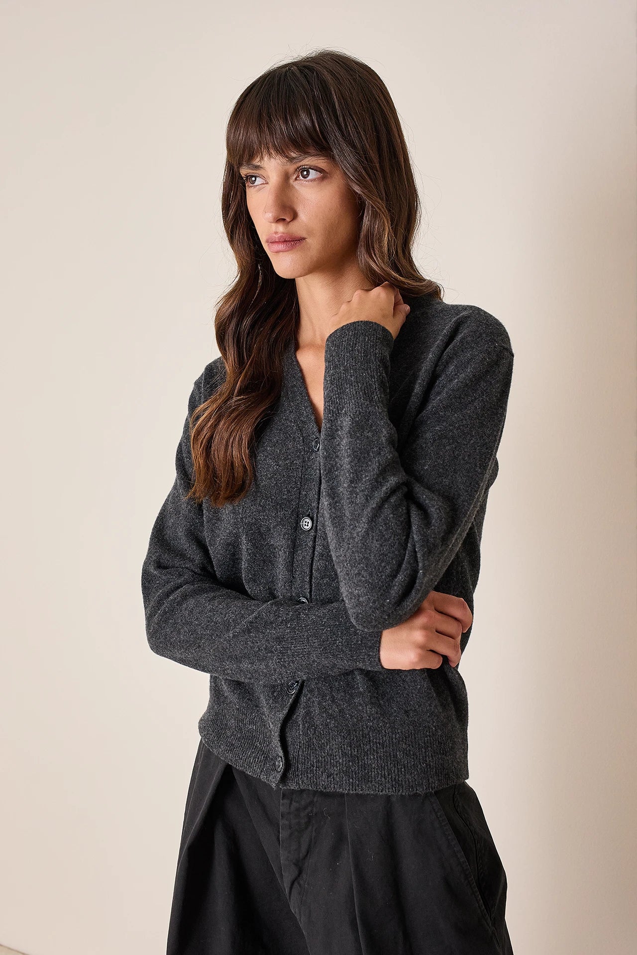 Cardigan sottile con scollo a V