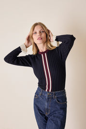 Maglia girocollo con polsini volant