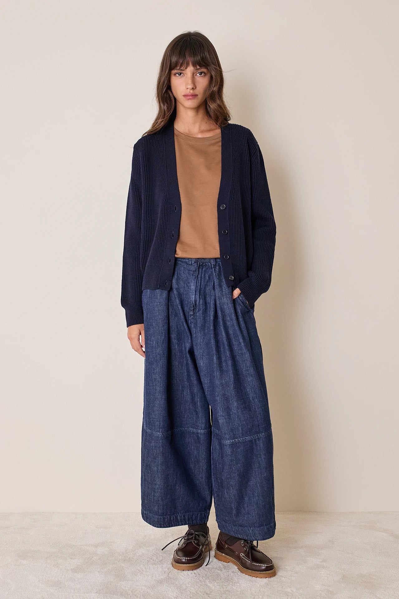 Cardigan a costine in lana vergine