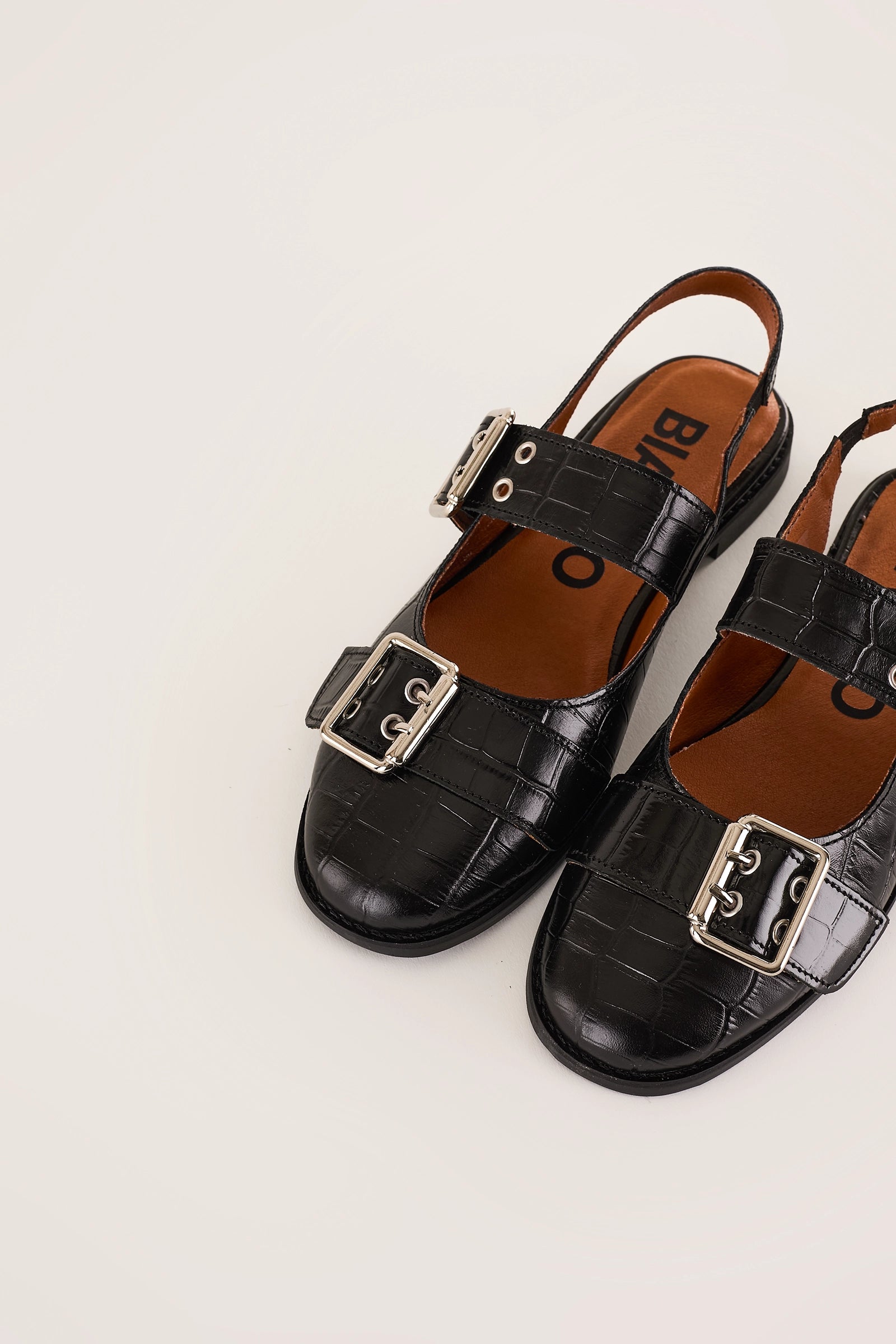 Slingback con fibbie