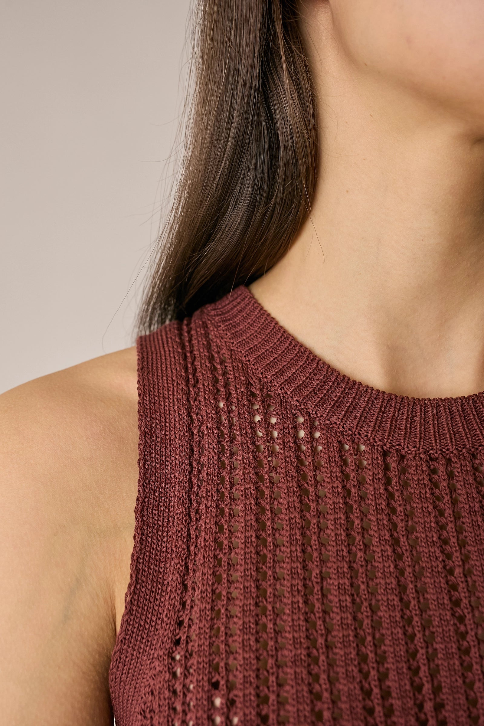 Top in cotone traforato