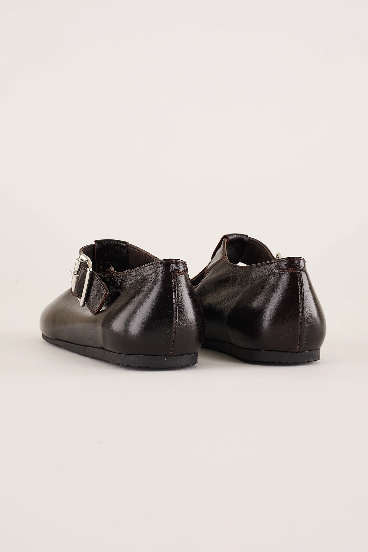 Scarpe T-bar con suola in gomma