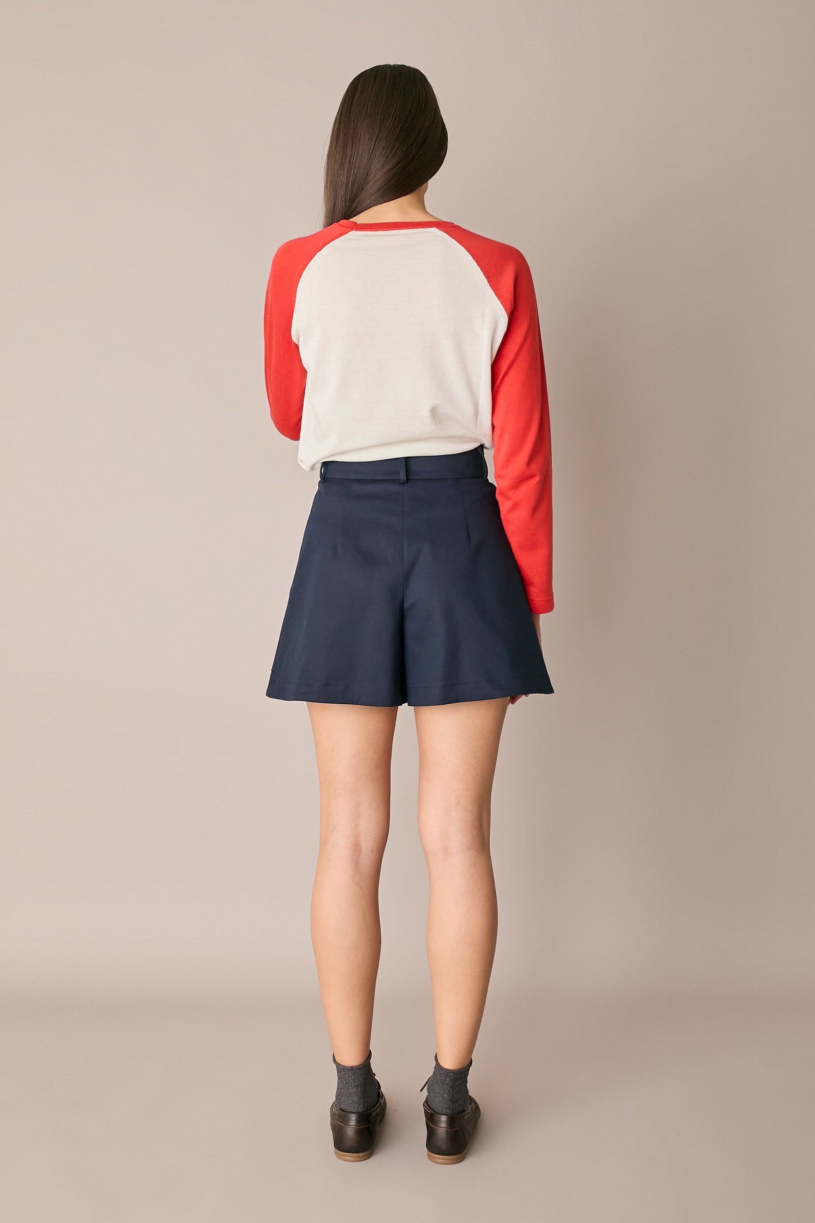 Maglia stile baseball con maniche raglan