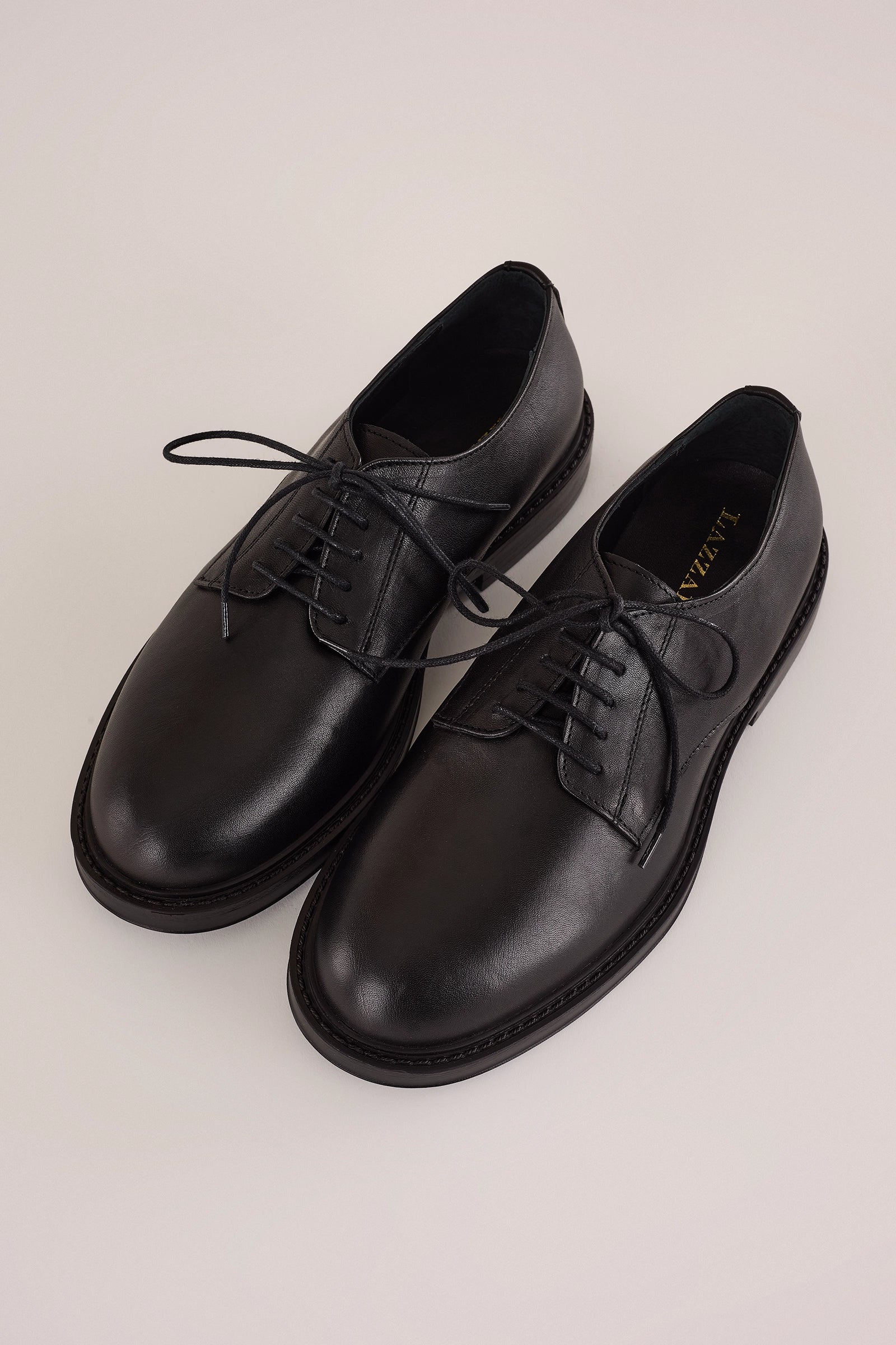 Scarpe stringate