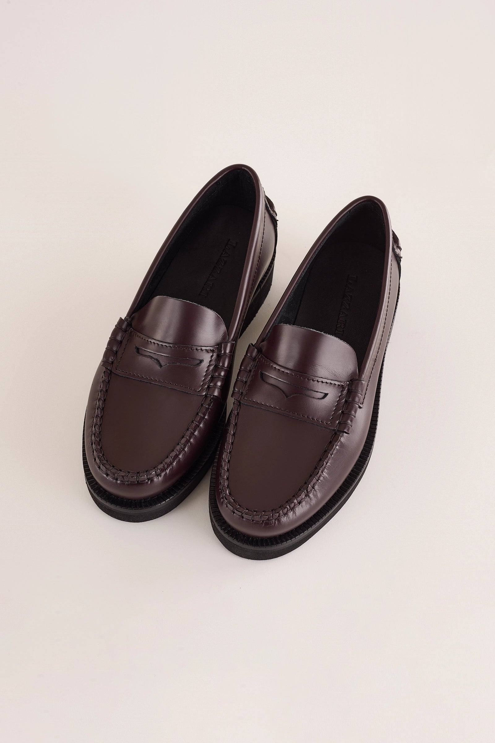 mocassini con suola in gomma leggera, pelle abrasivata, abrasivato bordeaux
