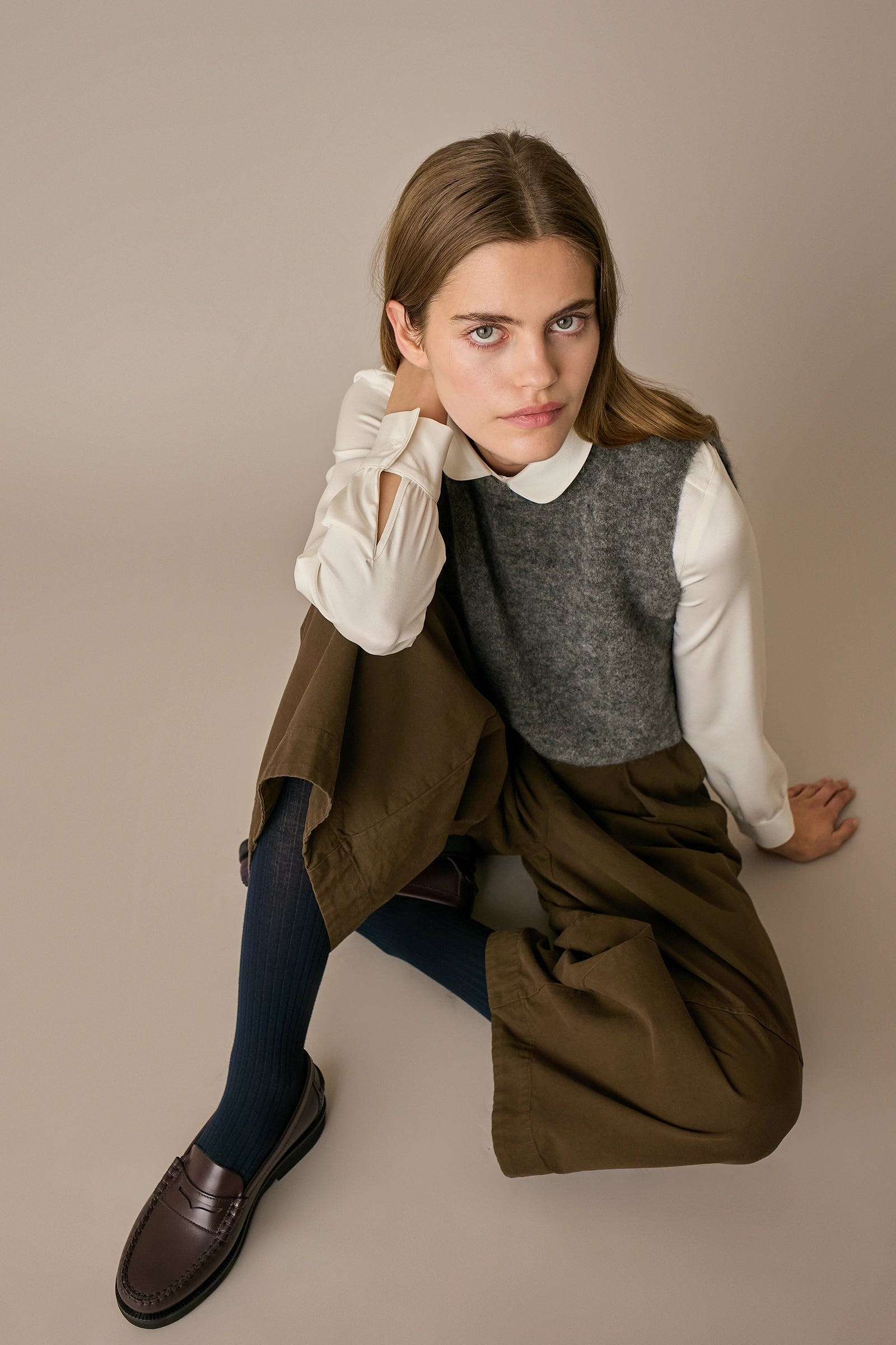 Gilet in lana e mohair grigio, vestibilità regolare e struttura in lana e mohair