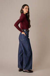 Polo traforata in lana Merino ultrafine bordeaux in lana Merino, lavorazione traforata