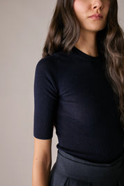 Maglia girocollo a mezze maniche blu navy, mezze maniche