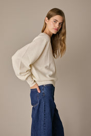 Maglia over con scollo a V bianco, taglio over