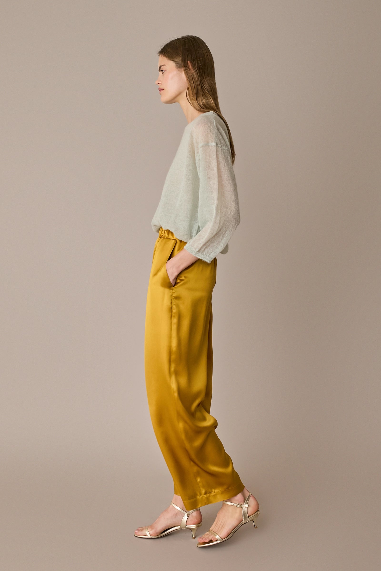Girocollo con maniche ampie in blend di mohair