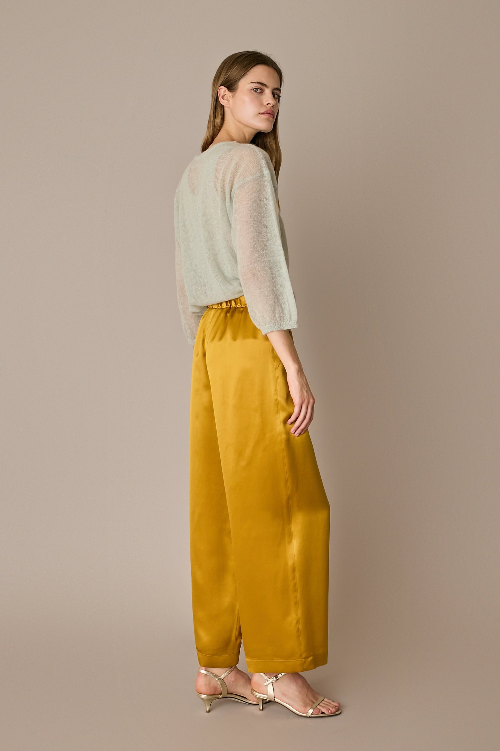 Girocollo con maniche ampie in blend di mohair