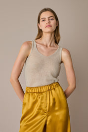 Canotta in blend di mohair acqua, scollo a V, in seta