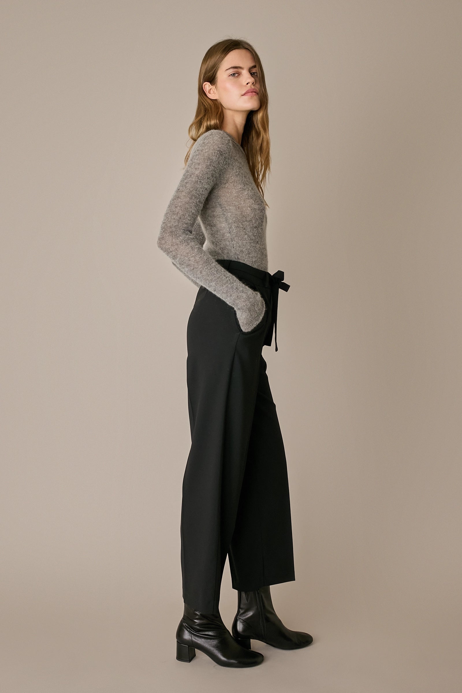 Maglia girocollo sottile in alpaca e mohair