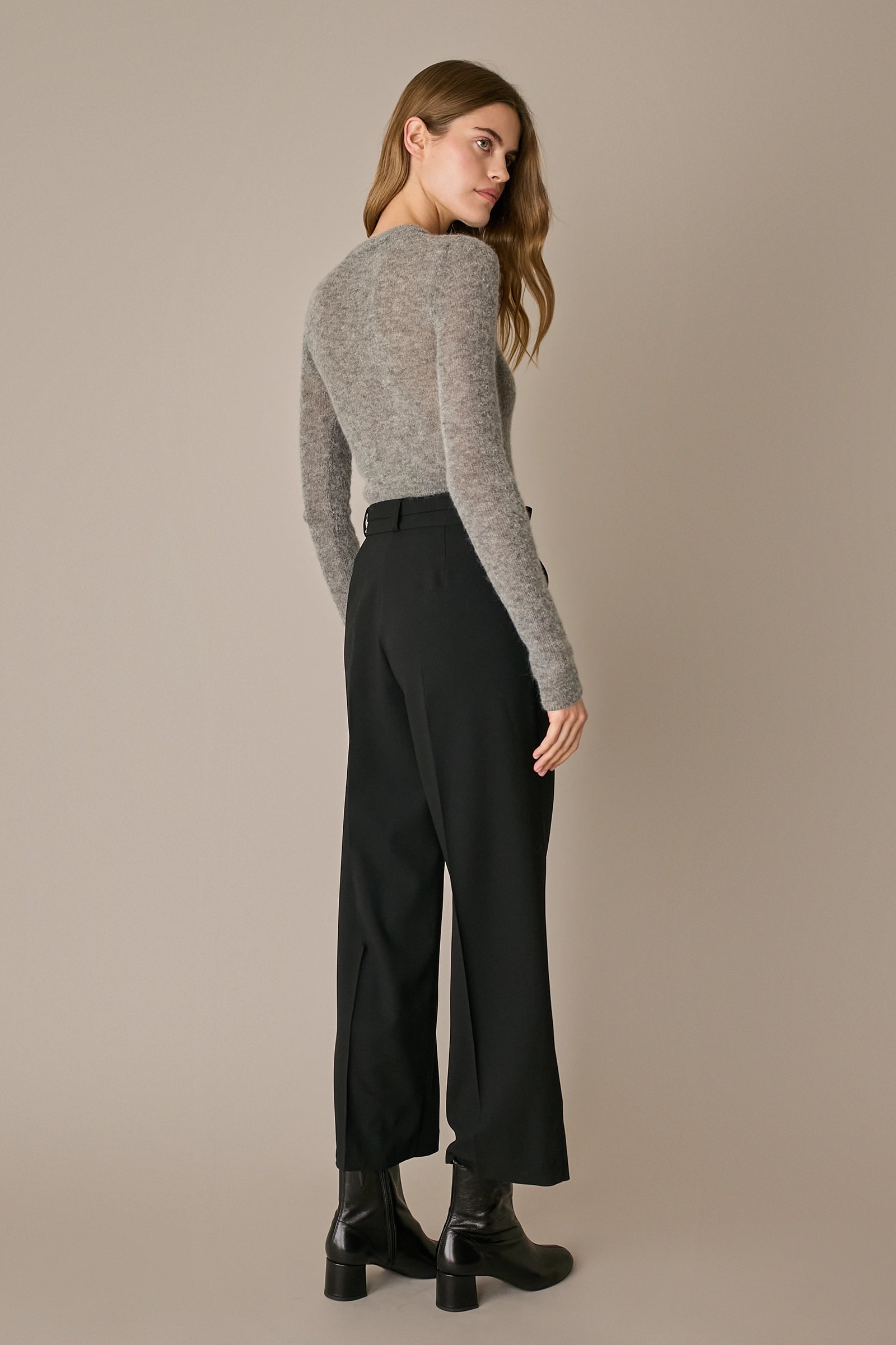 Maglia girocollo sottile in alpaca e mohair