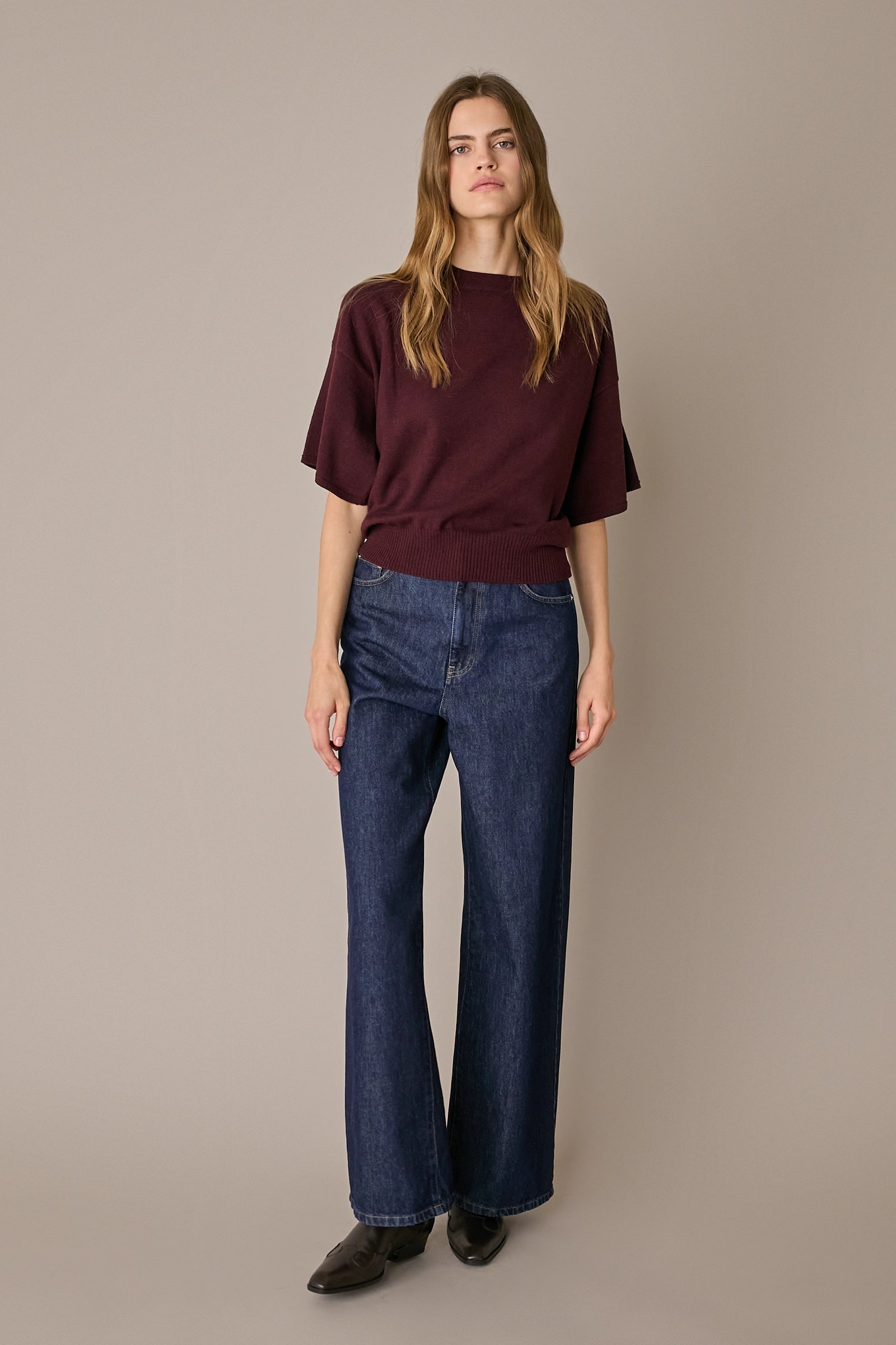 Maglia in lana e cashmere a mezze maniche bordeaux in lana e cashmere, mezze maniche