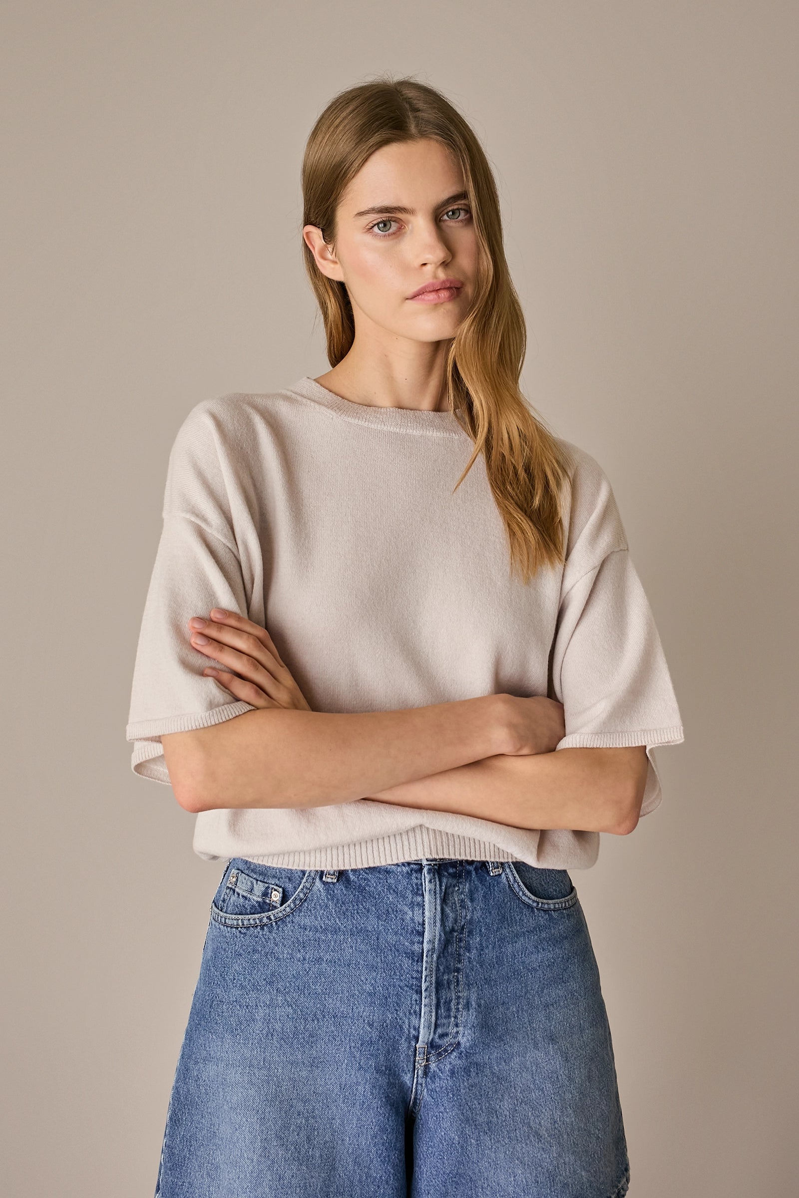 Maglia in lana e cashmere a mezze maniche avorio, in lana e cashmere, mezze maniche