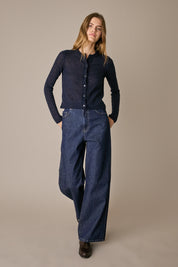 Cardigan sottile in alpaca blu navy con finitura pulita