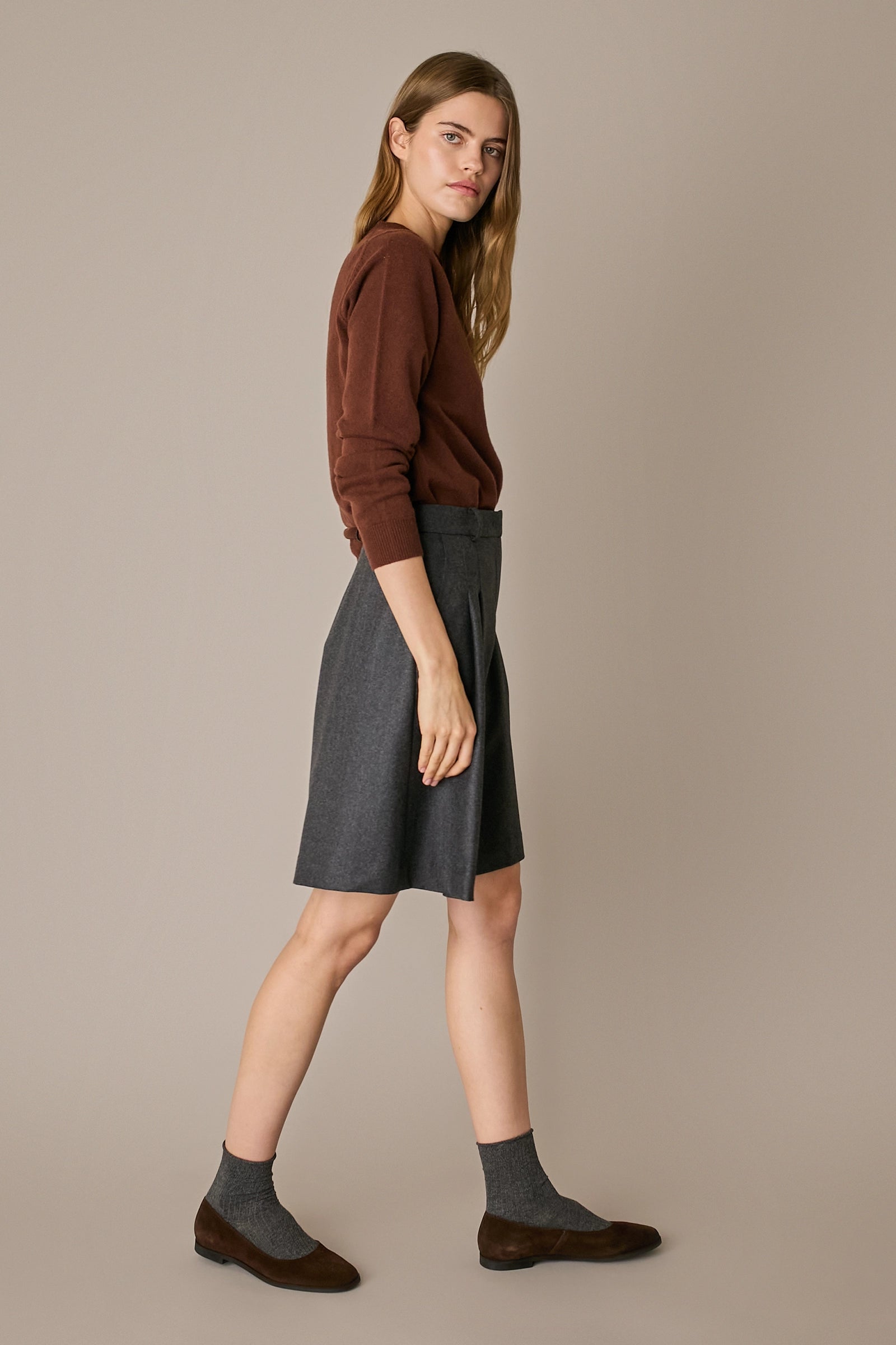 Cardigan in puro cashmere marrone, in cashmere, finitura raffinata