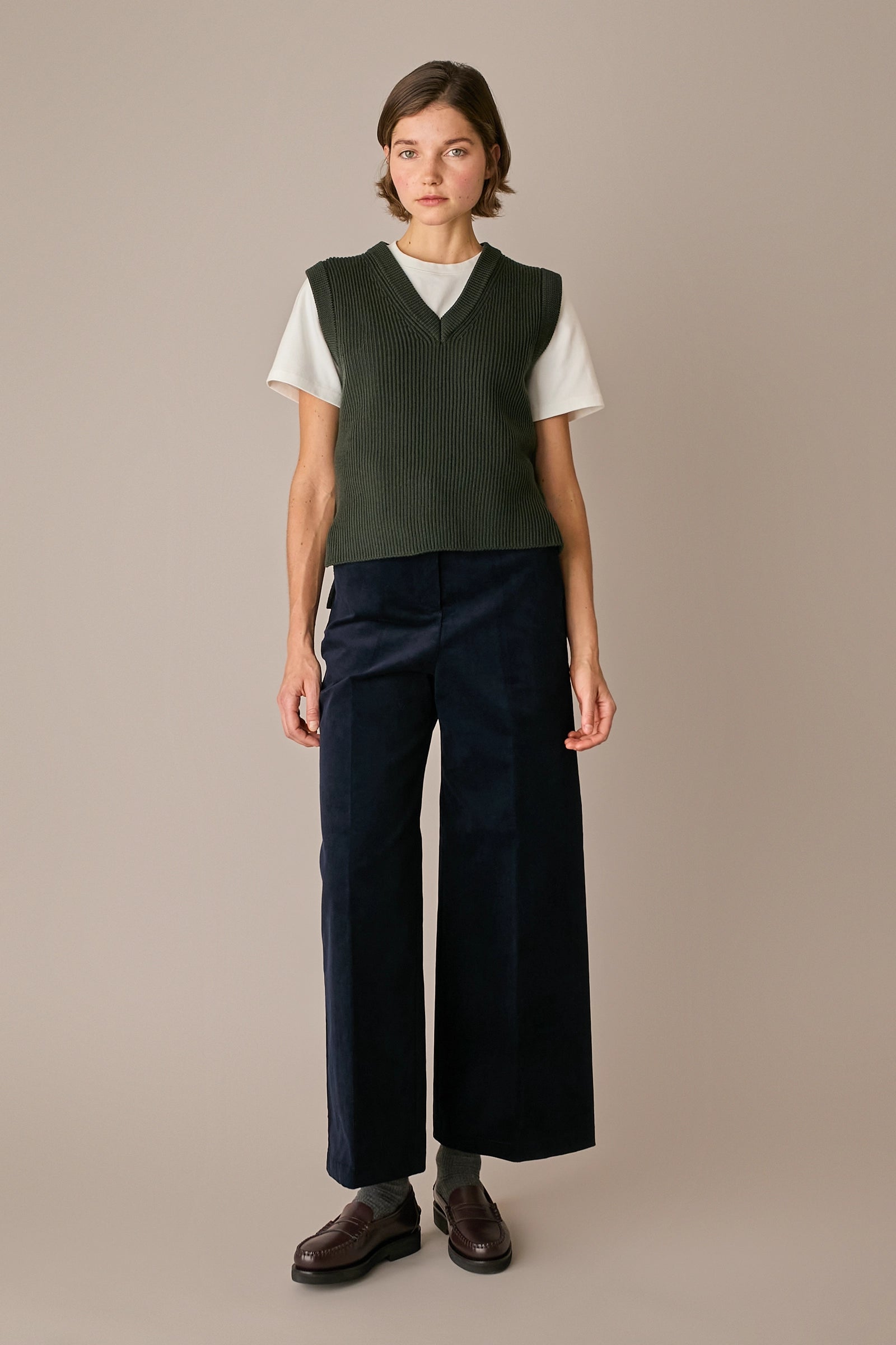 gilet con scollo a v in lana a costine, scollo a v, verde bosco